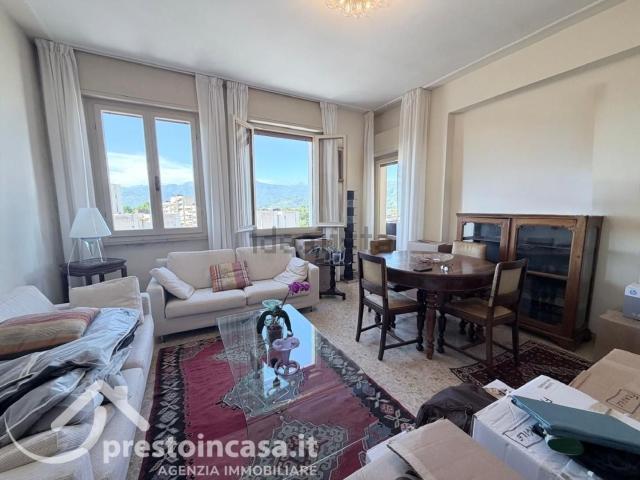 Appartamento in vendita di 111 m² in Via Don Enrico Tazzoli