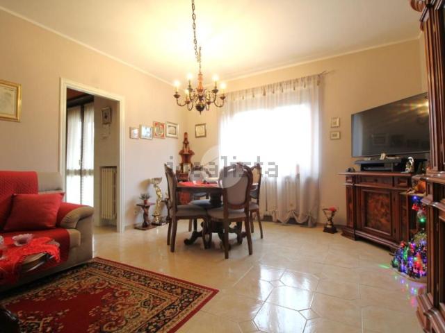 Appartamento in vendita di 111 m² in Via della Resistenza, 22