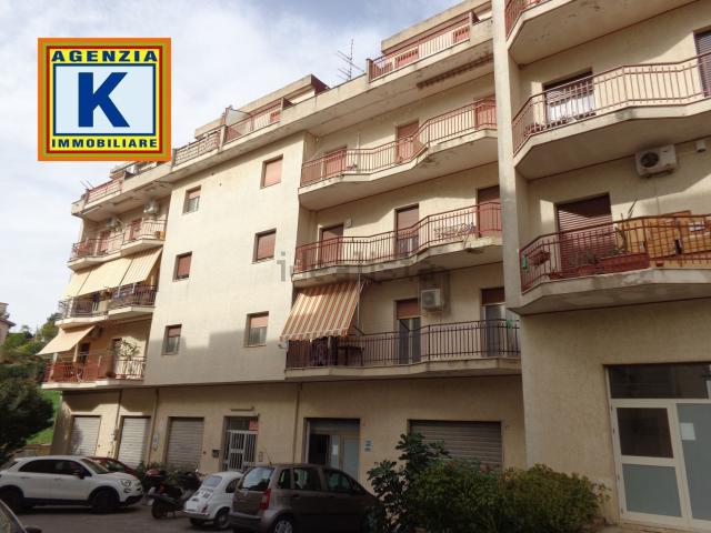 Appartamento in vendita di 111 m² in Via Empedocle, 25