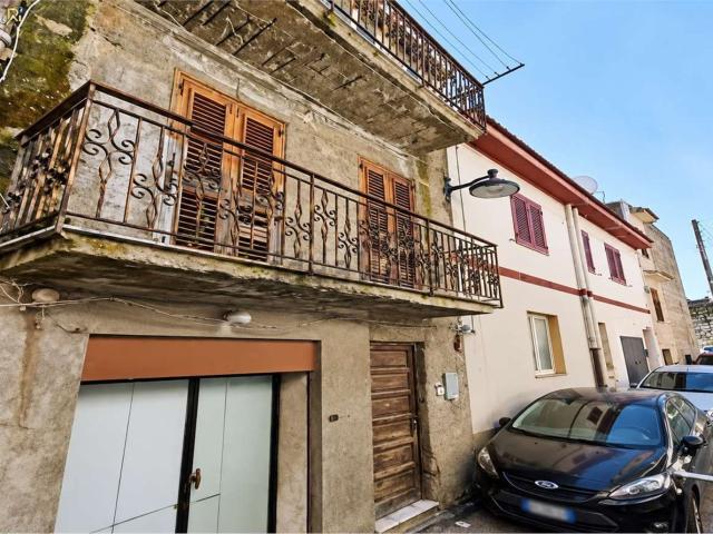 Appartamento in vendita di 111 m² in Via Monte Gallo, 15