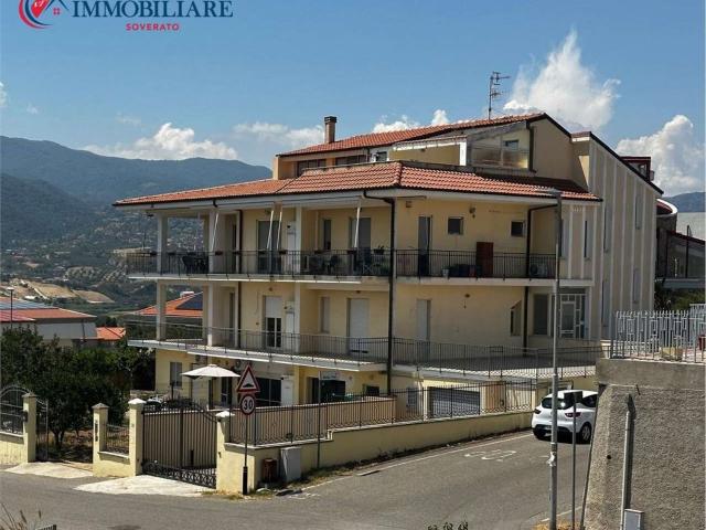 Appartamento in vendita di 111 m² in Via Mattia Preti, 1