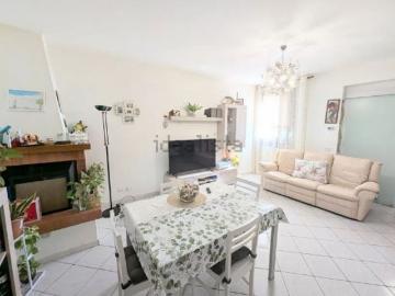 Appartamento in vendita di 111 m² in Via Marecchiese, 624