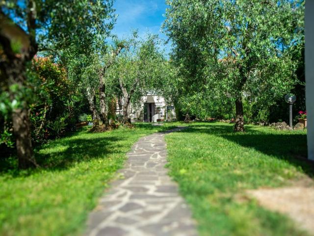 Appartamento in vendita di 111 m² in Via Martiri di Rigosecco