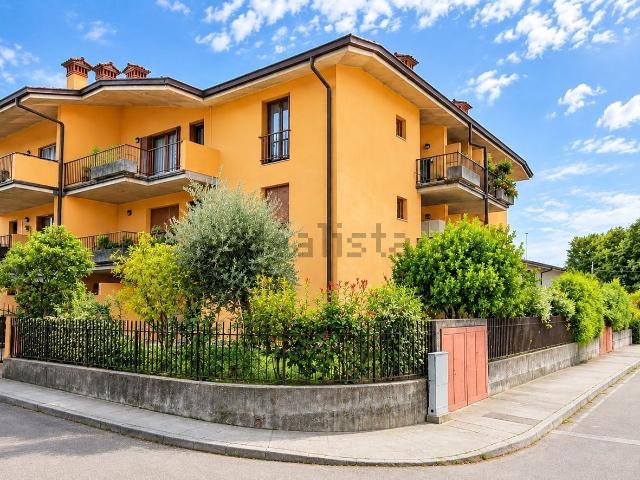 Appartamento in vendita di 111 m² in Via Massimo D&apos Azeglio, 15