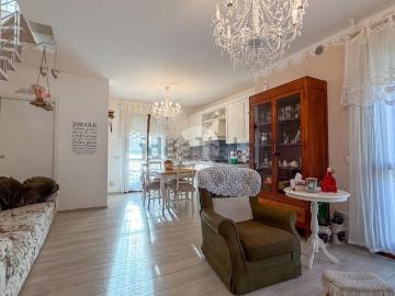 Appartamento in vendita di 111 m² in Via Niccolò Copernico, 16