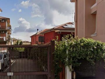Appartamento in vendita di 111 m² in Via San Gregorio, 7