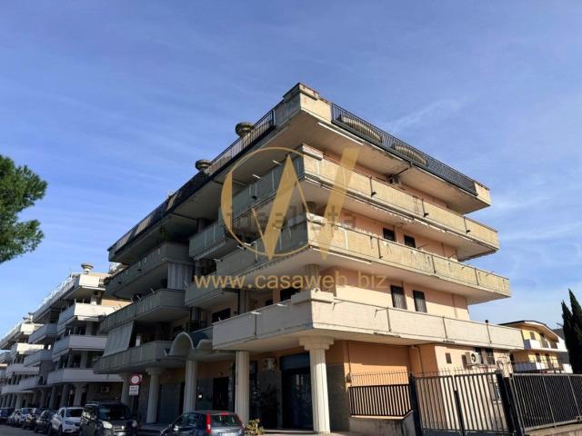 Appartamento in vendita di 111 m² in Via San Luca, 35