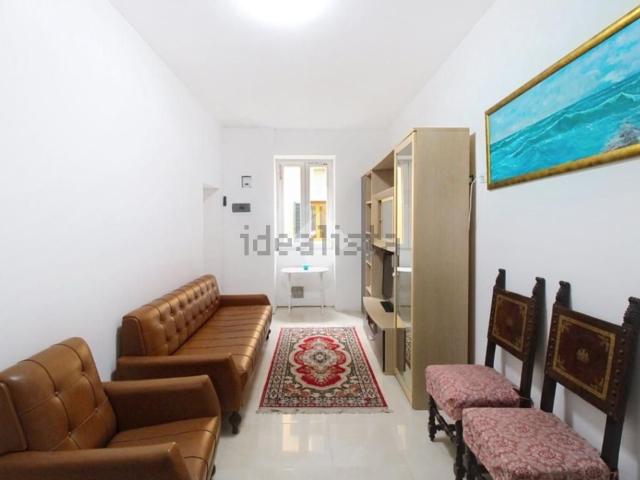 Appartamento in vendita di 111 m² in Via Santa Barbara, 20