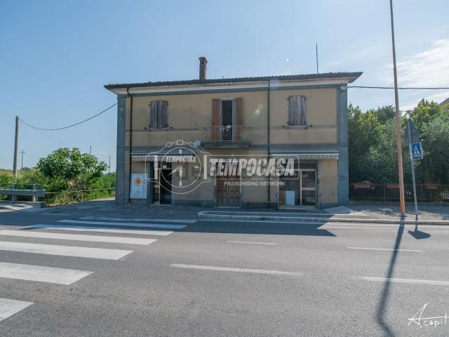 Appartamento in vendita di 111 m² in Via Settecrociari, 4359