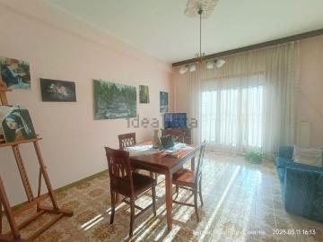 Appartamento in vendita di 111 m² in Via Sicilia, 30