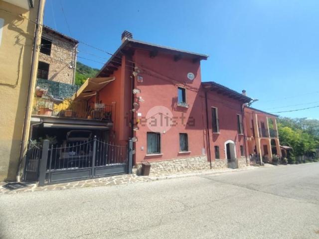 Appartamento in vendita di 111 m² in Via Ponte San Giovanni, 84
