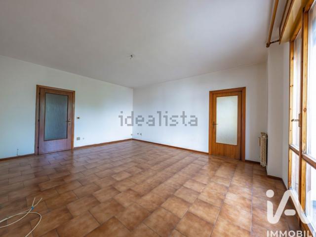 Appartamento in vendita di 111 m² in Via Palmiro Togliatti