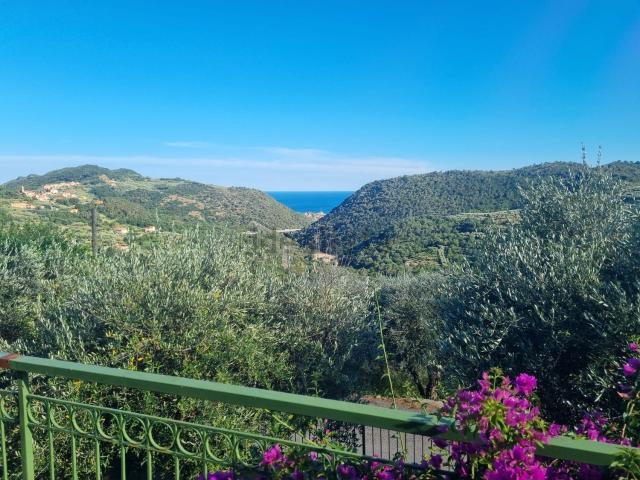 Appartamento in vendita di 111 m² in Via per Olle