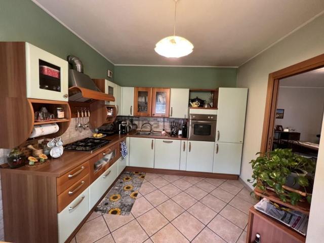 Appartamento in vendita di 111 m² in Via Pietro Nenni, 21