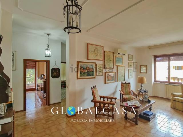 Appartamento in vendita di 111 m² in Via Puglie, 56