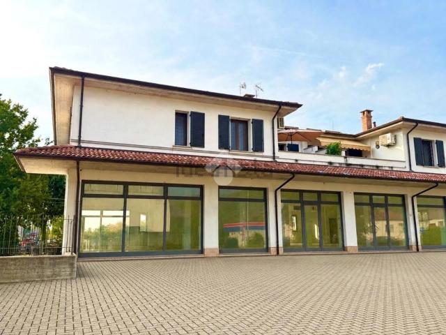 Appartamento in vendita di 111 m² in Via Romera Vecchia