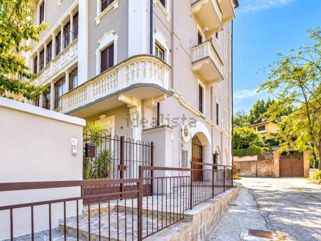 Appartamento in vendita di 111 m² in Via Rose, 10