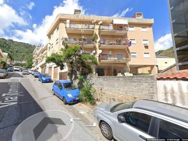 Appartamento in vendita di 111 m² in Via Torrente Reginella