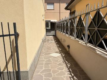 Appartamento in vendita di 111 m² in Via Trieste, 16