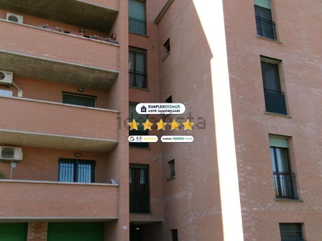 Appartamento in vendita di 111 m² in Via Umberto Saba