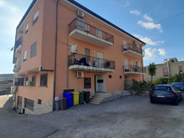 Appartamento in vendita di 111 m² in Viale magna grecia