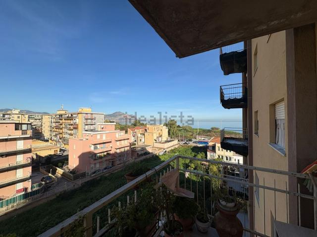 Appartamento in vendita di 111 m² in Vicolo Caracausi, 32
