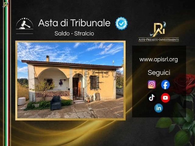 Appartamento in vendita di 111 m² in Contrada Carruse, 9