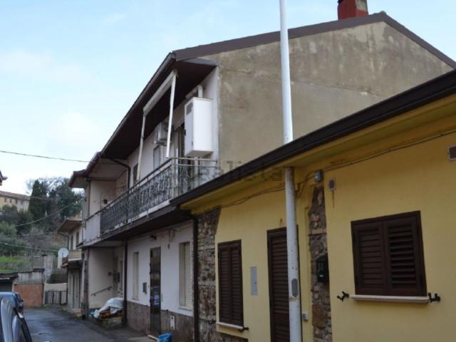 Appartamento in vendita di 111 m² in Corso Gregorio Staglianò