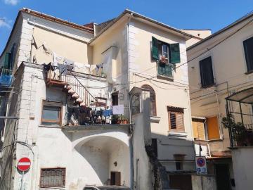 Appartamento in vendita di 111 m² in Piazza Ernesto D&apos ursi, 2