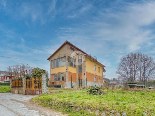 Appartamento in vendita di 111 m² in Strada San Maria, 20