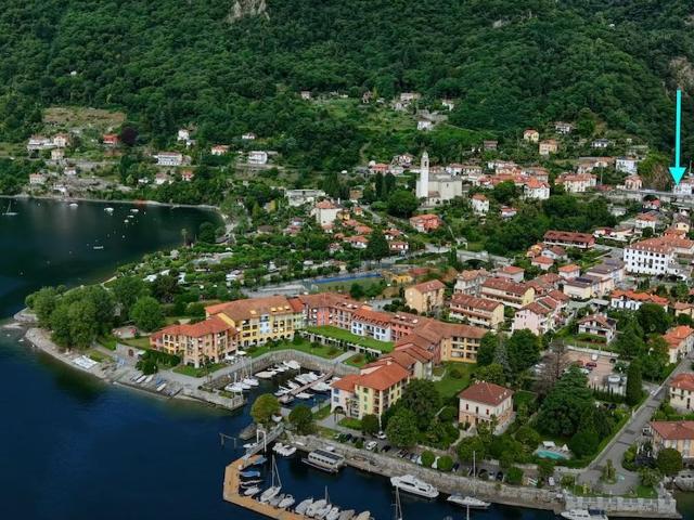 Appartamento in vendita di 111 m² in Strada Statale 34 del Lago Maggiore, 25