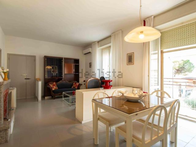 Appartamento in vendita di 112 m² in Via Combattenti
