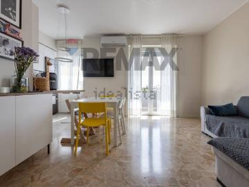 Appartamento in vendita di 112 m² in Via Cesare Cantù, 5