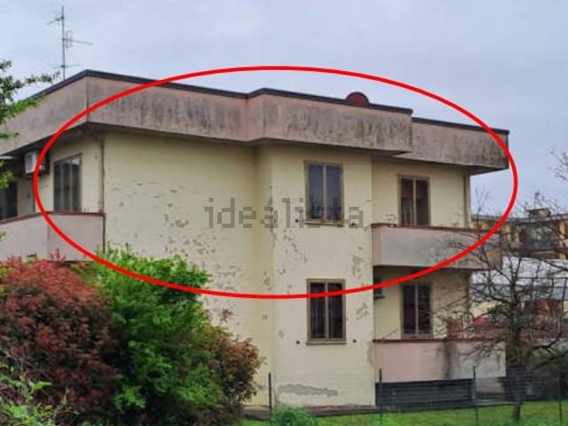 Appartamento in vendita di 112 m² in Via Cremona