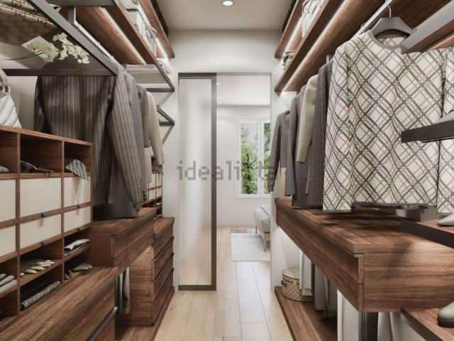 Appartamento in vendita di 112 m² in Via Angelo Mariani, 52