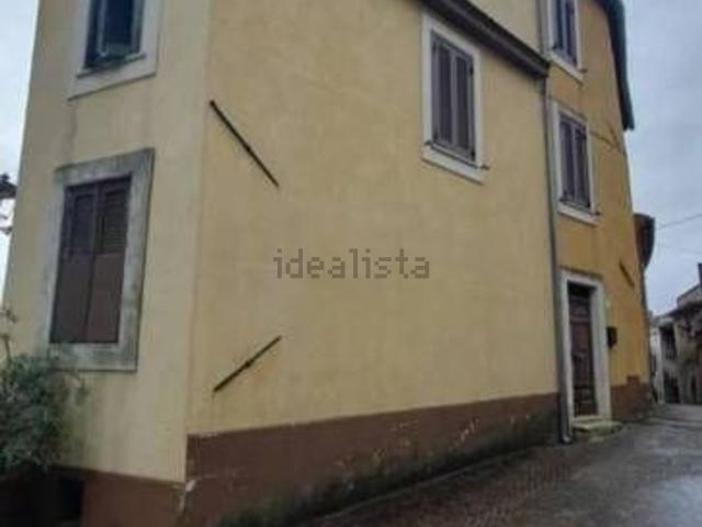 Appartamento in vendita di 112 m² in Via Aspromonte, 13