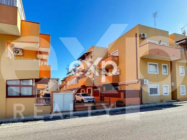 Appartamento in vendita di 112 m² in Via Baronia, 95