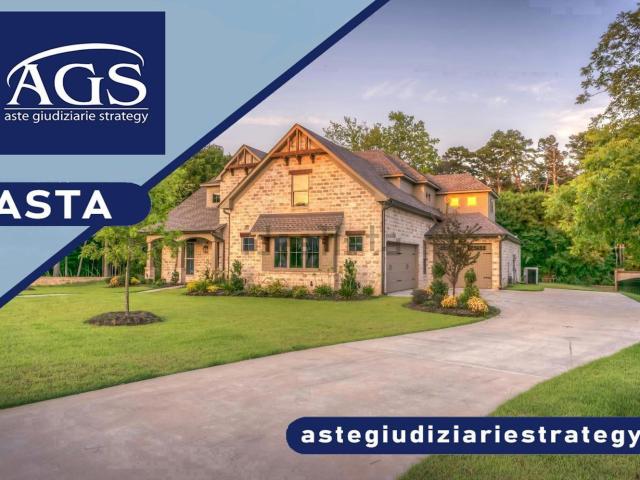 Appartamento in vendita di 112 m² in Via G. Leopardi, 56