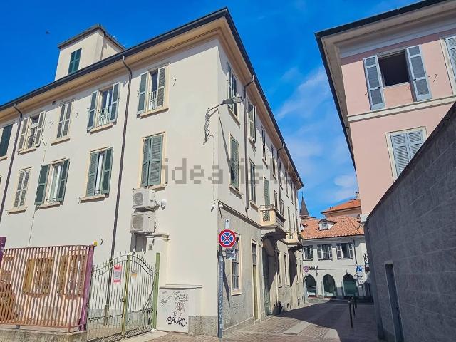 Appartamento in vendita di 112 m² in Via Generale Egidio Osio, 2