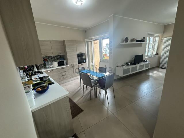 Appartamento in vendita di 112 m² in Via Genova, 231
