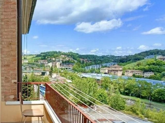Appartamento in vendita di 112 m² in Via Giuseppe Mazzini, 53100