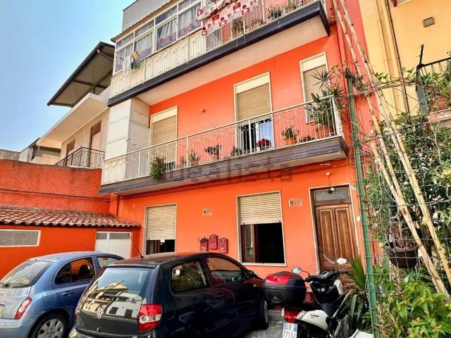 Appartamento in vendita di 112 m² in Via Giuseppe Parini, 78