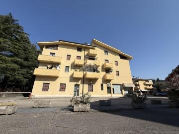 Appartamento in vendita di 112 m² in Via degli Arusnati, 3