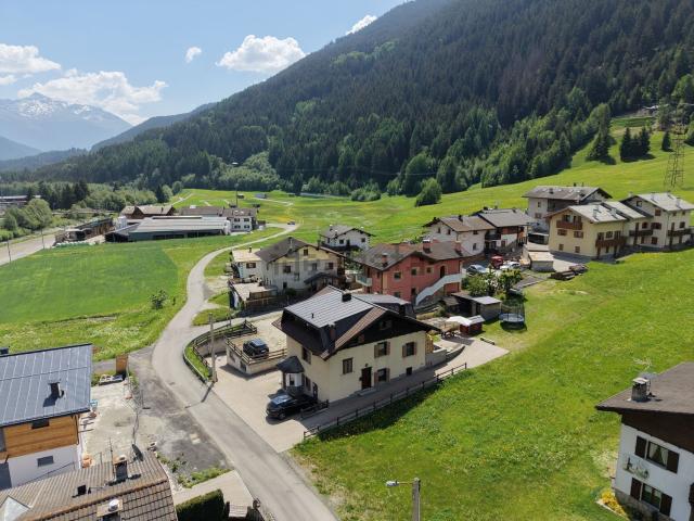 Appartamento in vendita di 112 m² in Via dei Prati, 10
