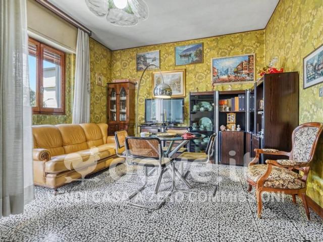 Appartamento in vendita di 112 m² in Via del Lago, 8