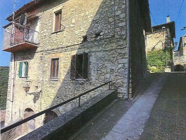 Appartamento in vendita di 112 m² in Via del torrione, 24