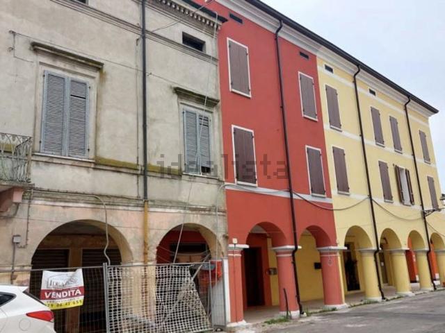 Appartamento in vendita di 112 m² in Via della Pace, 125