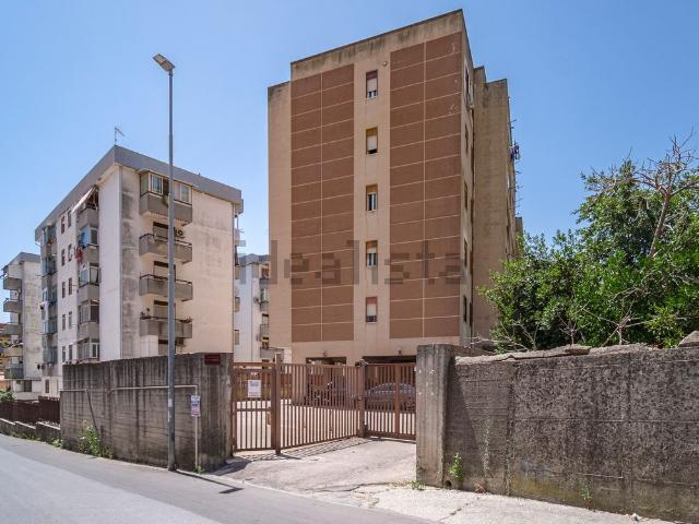Appartamento in vendita di 112 m² in Via Direzione Artiglieria, 53