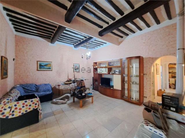 Appartamento in vendita di 112 m² in Via Enrico Bartelloni, 1