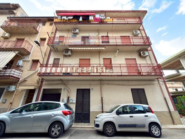 Appartamento in vendita di 112 m² in Via Firenze, 26